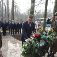 Plitvice: Predsjednik Zoran Milanović položio vjenac na  33. godišnjicu akcije Plitvice i pogibije prvog hrvatskog redarstvenika Josipa Jovića
