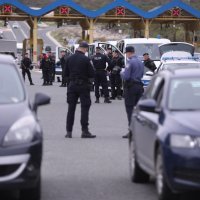 Okupljanje navijača u Dugopolju i dolazak u Split (6)