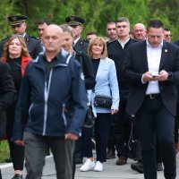 Zoran Milanović sudjelovao je u svečanom mimohodu povodom 32. obljetnice Operacije Baranja