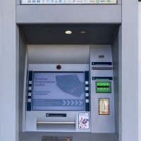 Župan Petry svečano otvorio bankomat