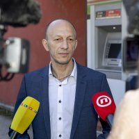 Župan Petry svečano otvorio bankomat