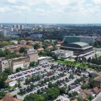 Gradska knjižnica i društveno-kulturni centar Paromlin