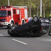 Auto se okrenuo na krov u Novom Zagrebu