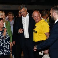 Andrej Plenković na skupu HDZ-a u Slavonskom Brodu