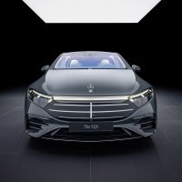 Mercedes-Benz EQS limuzina 2024.