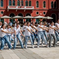 Split: Na Prokurativama se plesalo u Rim Tim Tagi Dim ritmu