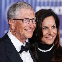 Bill Gates, Paula Hurd