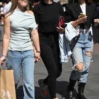 Anica Kovač i kćeri