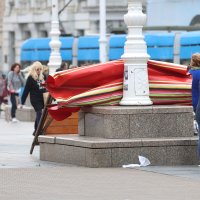 Jaki vjetar srušio je veliki broj štandova na glavnom gradskom trgu