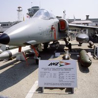 Dio AMX-ovog naoružanja na izložbi u Parizu