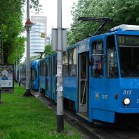Velika prometna gužva i zastoj tramvaja u Savskoj ulici