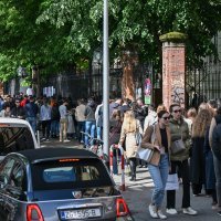 Na biralištu u Varšavskoj ulici u Zagrebu se stvorila velika gužva