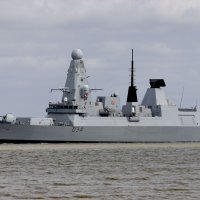 Razarač HMS Diamond