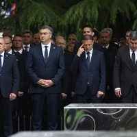 Državni vrh u Okučanima