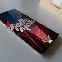 Motorola Edge 50 Pro - fotografije uređaja