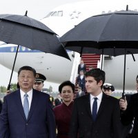 Xi Jinping i Gabriel Attal
