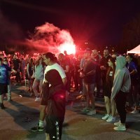 Bakljada Dinamovih navijača pod zapadnom tribinom