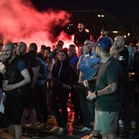 Bakljada Dinamovih navijača pod zapadnom tribinom