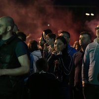 Bakljada Dinamovih navijača pod zapadnom tribinom