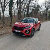 Peugeot 2008 PureTech 130 S&S EAT8 GT