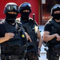 Tuzla: Milanović položio vijenac na spomen obilježju 115. brigade Hrvatskog vijeća obrane Zrinski Tuzla