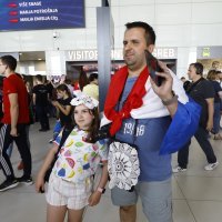 Doček Baby Lasagne na aerodromu