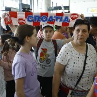 Doček Baby Lasagne na aerodromu