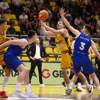 FavBet Premijer liga:  Split - Cibona (1. utakmica polufinala)