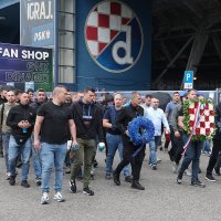 Zajec i Boban predvodili su polaganje cvijeća i paljene svijeća na spomeniku poginuli BBB-ovcima