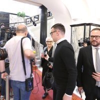 Zastupnici dolaze na konstituirajuću sjednicu Sabora