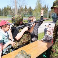 Sudionici vježbe s djecom iz zapadne Estonije