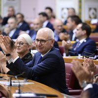 Izglasano povjerenje Vladi HDZ-a i DP-a