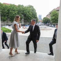 Predsjednik Milanović posjetio Salon mladih