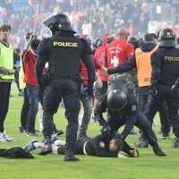 Neredi nakon finala češkog kupa Viktoria Plzen - Sparta Prag