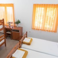 Hostel Zaostrog