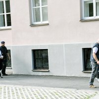 Sisak: Privođenje sina Darinka Dumbovića, počasnog konzula i šefice bolnice