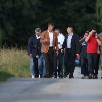 Andrej Plenković na mjestu pada zrakoplova kod Kerestinca