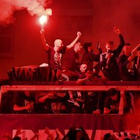 Nogometasi Dinama u otvorenom busu krenuli prema Trgu na proslavu naslova prvaka