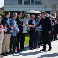 Članovi Vlade položili su vijence kod Spomenika domovini