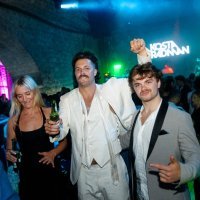 Nicole Artukovich i Liam Stewart