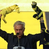 Jose Mourinho u Istanbulu potpisao za Fenerbahče