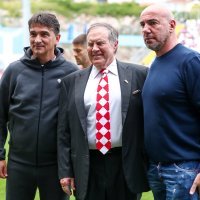 Bill Belichick na utakmici Hrvatska - Sjeverna Makedonija