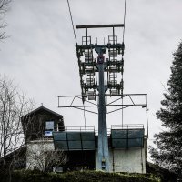 Oštećena žičara na crvenom spustu