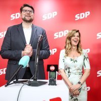 Slavlje u stožeru SDP-a