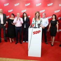 Slavlje u stožeru SDP-a