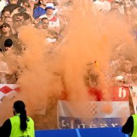 Hrvatski navijači - Hrvatska - Španjolska, baklje, 15.6.2024.