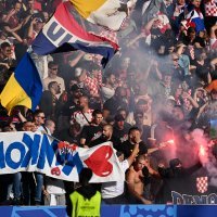 Hrvatski navijači - Hrvatska - Španjolska, baklje, 15.6.2024.
