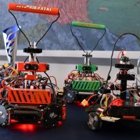 Milanović i mladi hrvatski robotičari