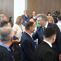 Zajednička sjednica Predsjedništva HDZ-a i Nacionalnog odbora Zajednice utemeljitelja HDZ-a dr. Franjo Tuđman