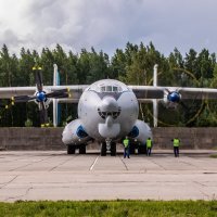 Pogled sprijeda na An-22